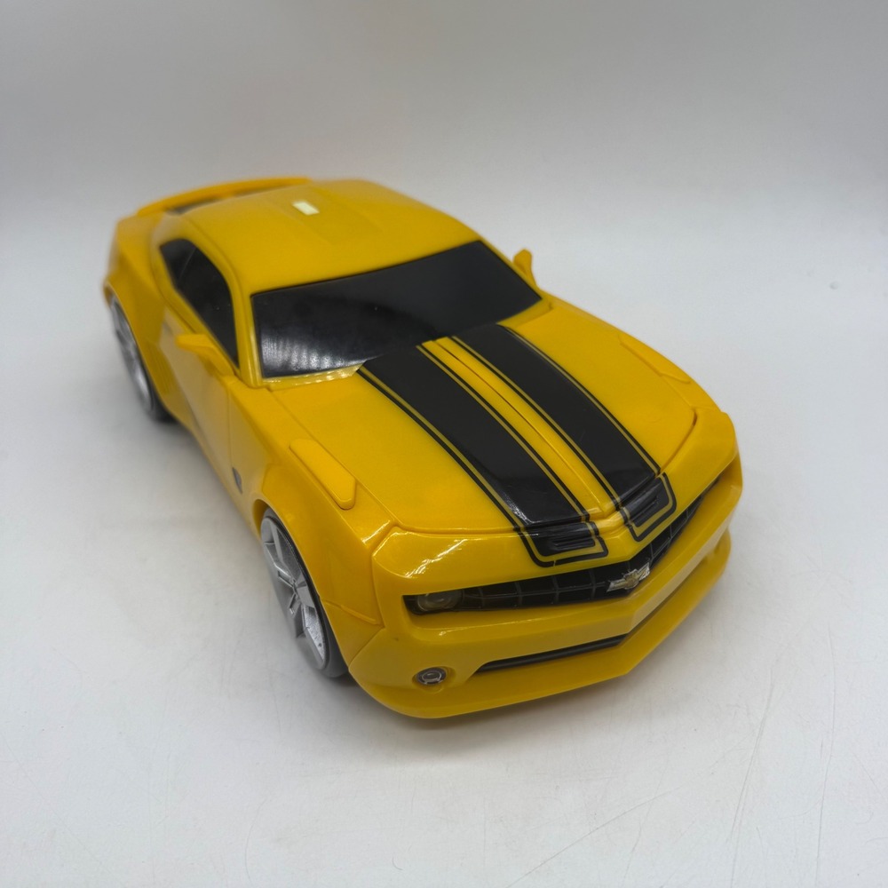 Micro Machines Bumblebee Playset Transformers Kids Yellow Camaro Car Toy